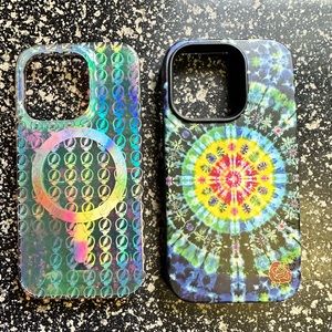 2 Casely Grateful Dead Phone Cases for iPhone 14 Pro